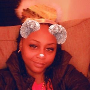 Meet your Posher, Qiana